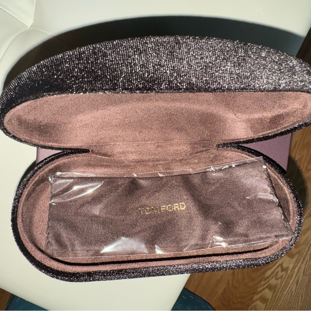 Tom Ford Brown Tortoise Sunglasses - Picture 6 of 7
